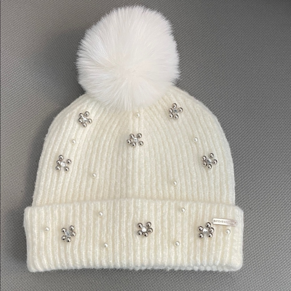 Steve Madden White Knit Beanie with Pom Pom